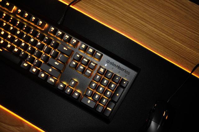 高冷范，赛睿APEX  M750机械键盘开箱