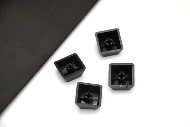 换成国产轴就骨折半价，TT这款三模机械键盘618能火？