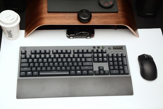 换成国产轴就骨折半价，TT这款三模机械键盘618能火？