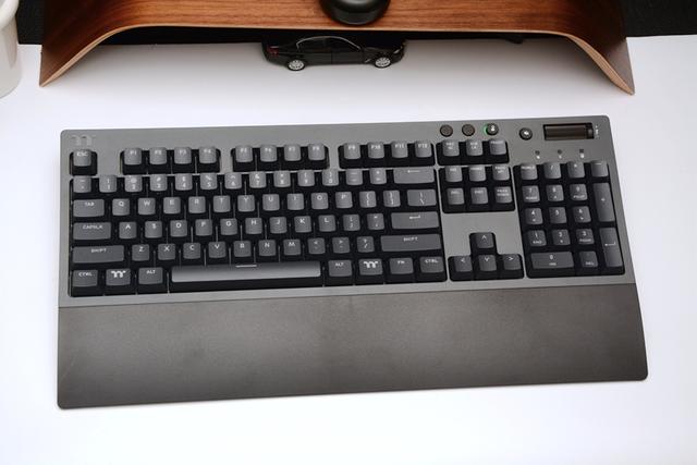 换成国产轴就骨折半价，TT这款三模机械键盘618能火？