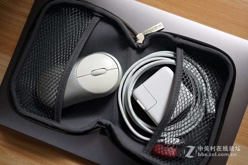精致便携 动静皆宜——达尔优UFO飞碟无线鼠标体验