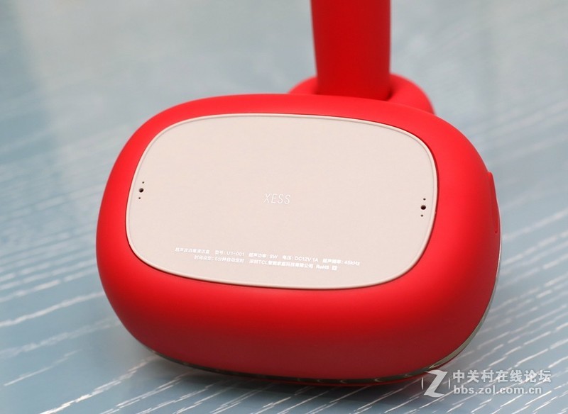 它开了国产高端电动牙刷的先河：XESS光波双净智能牙刷