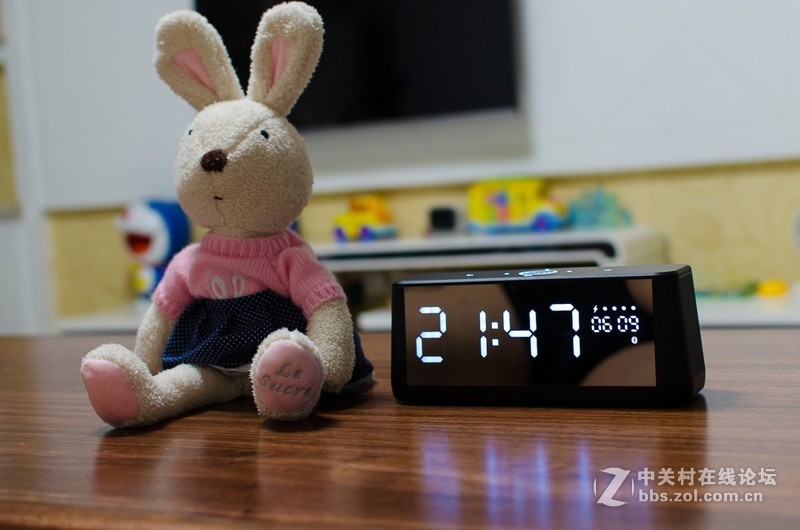 无线音箱+闹钟+触控，南卡钟表音箱的性价比不错