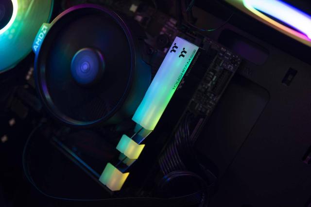 为上网课装了一台电脑，启航者A1和3400G成了最大花销