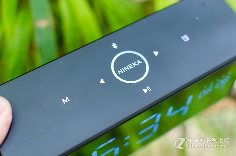 无线音箱+闹钟+触控，南卡钟表音箱的性价比不错