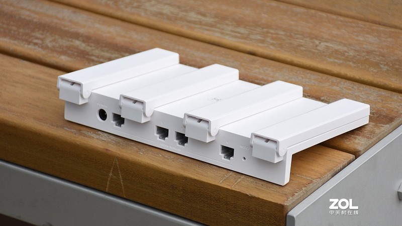 华为路由WS5200四核版：中小户型的网络助理