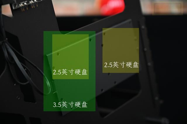 钢筋铁骨的肌肉型机箱，科幻风的大水牛铁血战士体验