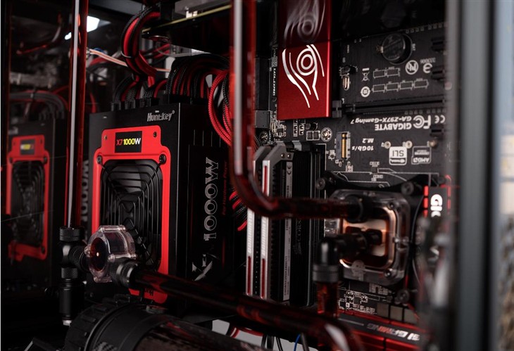 航嘉X-man机箱，最令人期待的机箱