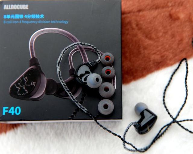 通勤耳机首选 ALLDOCUBE F40让耳朵惊艳的声音体验