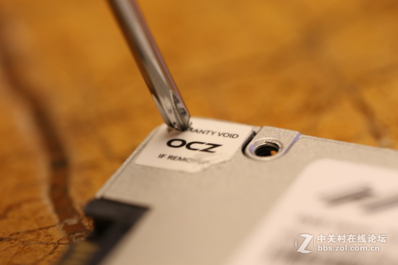 # OCZ Vector 180系列SSD全网首发试用# 精致做工超乎想象！（1.拆.解图赏）