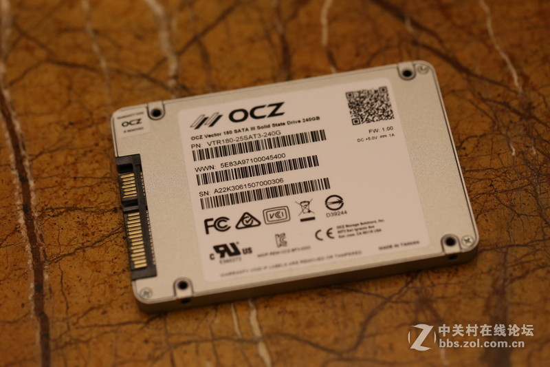 # OCZ Vector 180系列SSD全网首发试用# 精致做工超乎想象！（1.拆.解图赏）