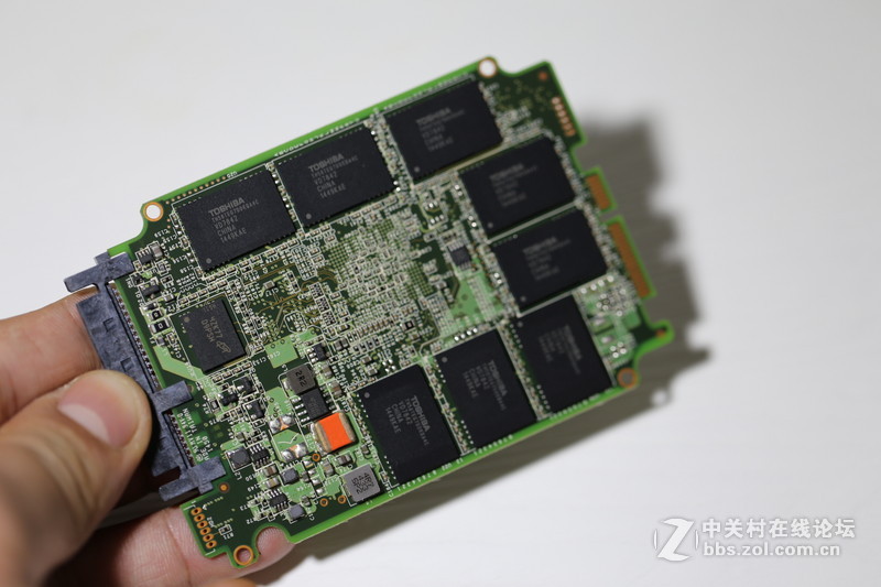 # OCZ Vector 180系列SSD全网首发试用# 精致做工超乎想象！（1.拆.解图赏）