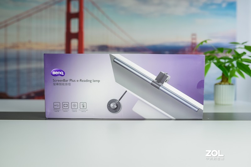 对比去年大热的屏幕挂灯，客观说说倍思与明基之间的体验价差比