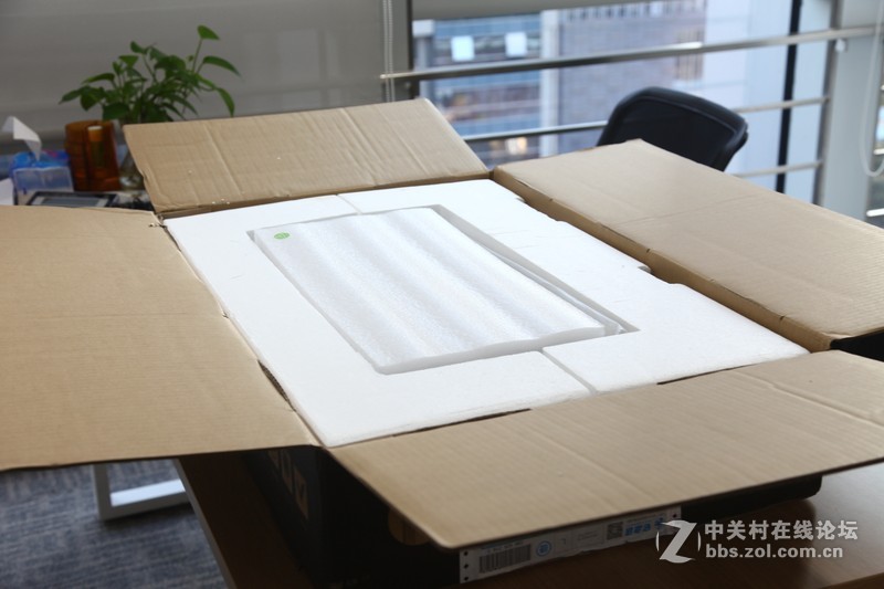 【6●18】提前抢HKC ， 入手Q320开箱晒机篇，主流32寸2K屏中的“冈本”