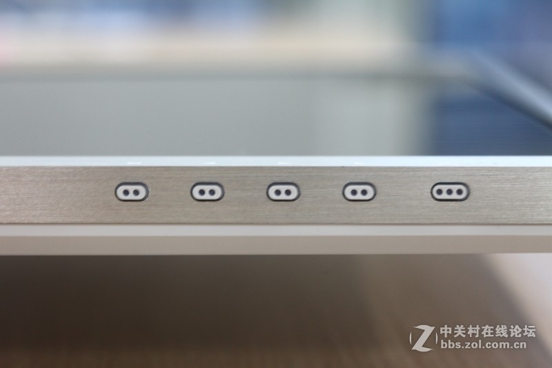 【6●18】提前抢HKC ， 入手Q320开箱晒机篇，主流32寸2K屏中的“冈本”