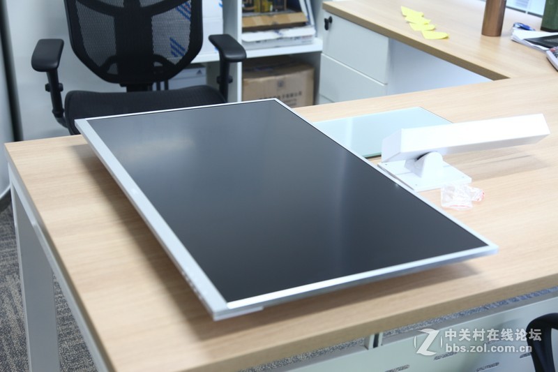 【6●18】提前抢HKC ， 入手Q320开箱晒机篇，主流32寸2K屏中的“冈本”