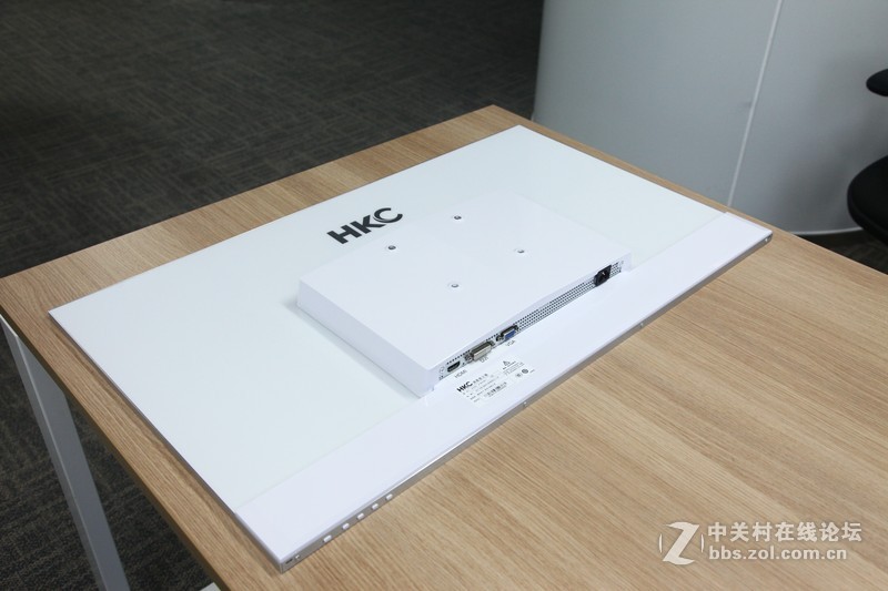 【6●18】提前抢HKC ， 入手Q320开箱晒机篇，主流32寸2K屏中的“冈本”