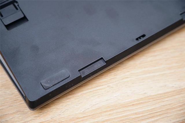 超级防水，红外银轴，雷柏推出全新机械键盘，或许合你的心意！