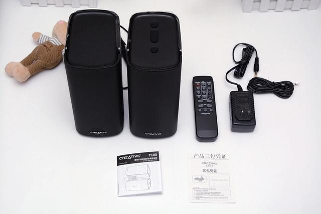 小桌子也能放得下的紧凑音箱，创新T100蓝牙桌面音箱开箱体验