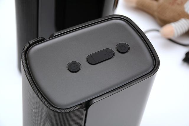 小桌子也能放得下的紧凑音箱，创新T100蓝牙桌面音箱开箱体验