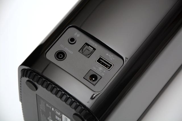 小桌子也能放得下的紧凑音箱，创新T100蓝牙桌面音箱开箱体验