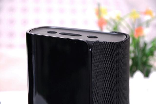 小桌子也能放得下的紧凑音箱，创新T100蓝牙桌面音箱开箱体验