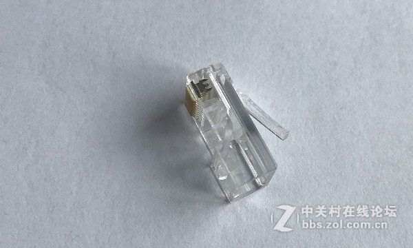 水晶头通过看、闻方式简单分辨水晶头的好与次
