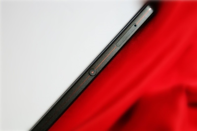 坚果Pro2S详测：自带桌面系统的手机，只要1798元