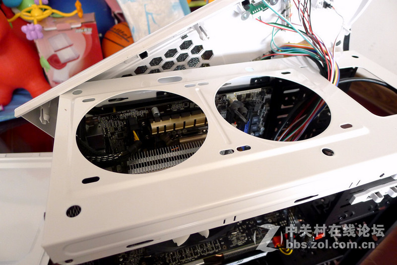 金河田超越荣耀版机箱散热大改造