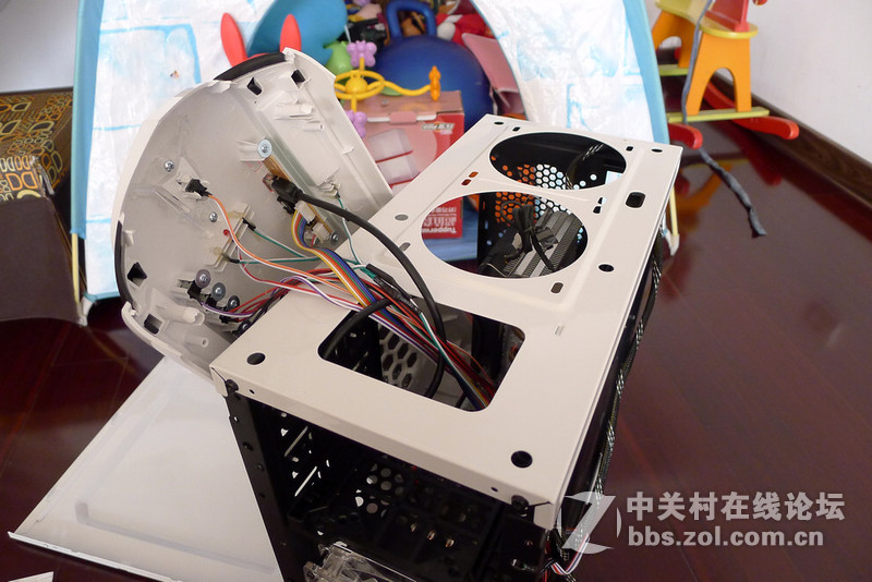 金河田超越荣耀版机箱散热大改造