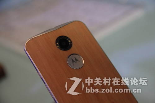 摩托罗拉新品现场看花眼，缤纷色彩美好生活