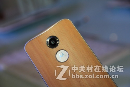 摩托罗拉新品现场看花眼，缤纷色彩美好生活