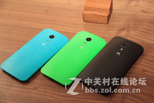 摩托罗拉新品现场看花眼，缤纷色彩美好生活
