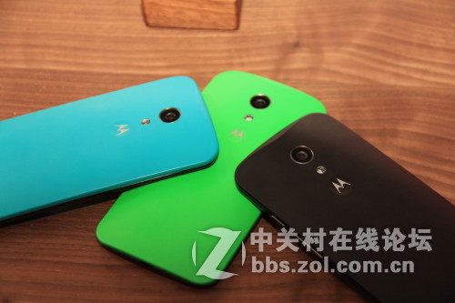 摩托罗拉新品现场看花眼，缤纷色彩美好生活