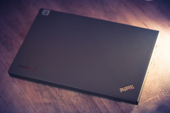 全天办公不插电，ThinkPad X240图赏