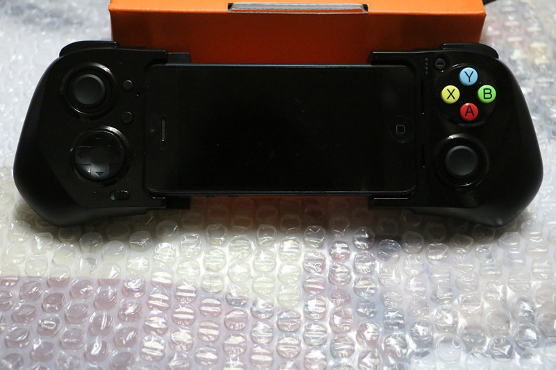 【MOGA ACE游戏手柄试用】开箱与iPhone5完美结合