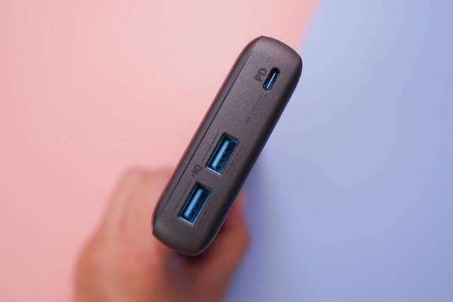 这是我见过最大容量的充电宝：25600mAh，支持78W快充