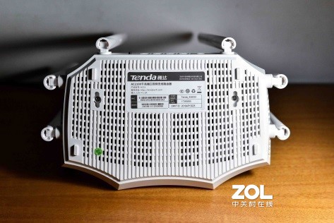 性价比超高的腾达AC21千兆双频无线路由器评测