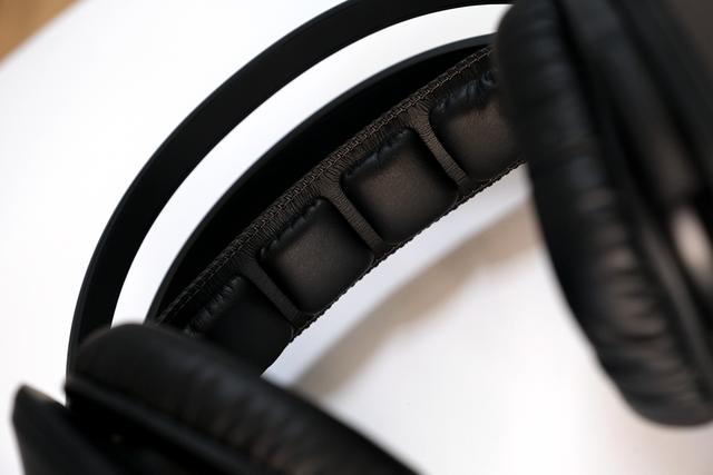 ROG百夫长7.1 游戏耳机评测，七百价位+外置独立声卡