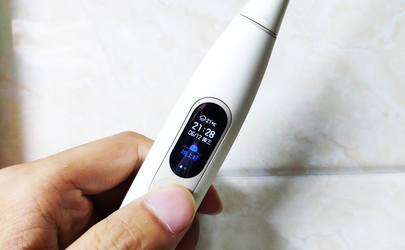 有品众筹6天就突破1000万的电动牙刷，Oclean X测评体验怎么样？
