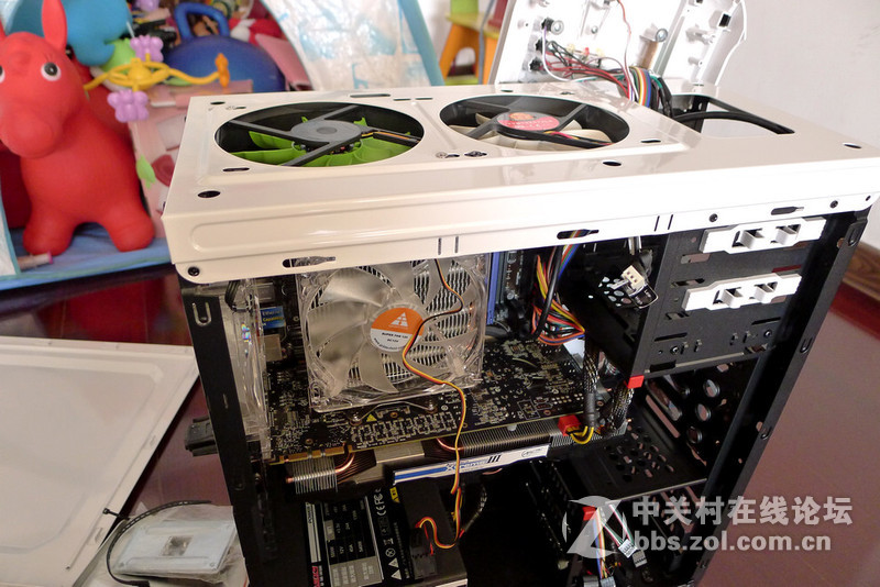 金河田超越荣耀版机箱散热大改造