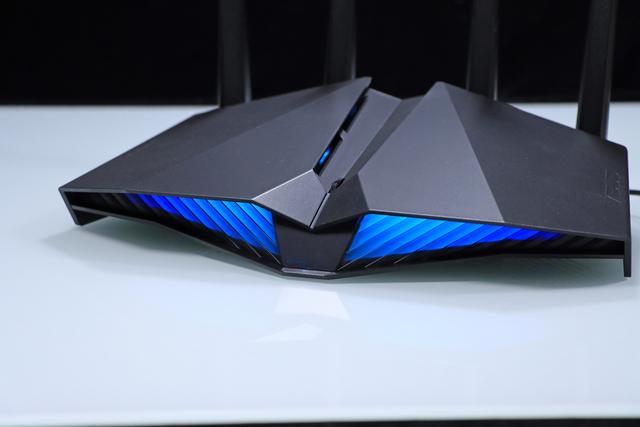 千元4T4R 160MHz 的博通版 WiFi6 电竞路由器：华硕 RT-AX82U体验