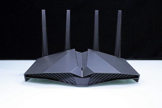 千元4T4R 160MHz 的博通版 WiFi6 电竞路由器：华硕 RT-AX82U体验