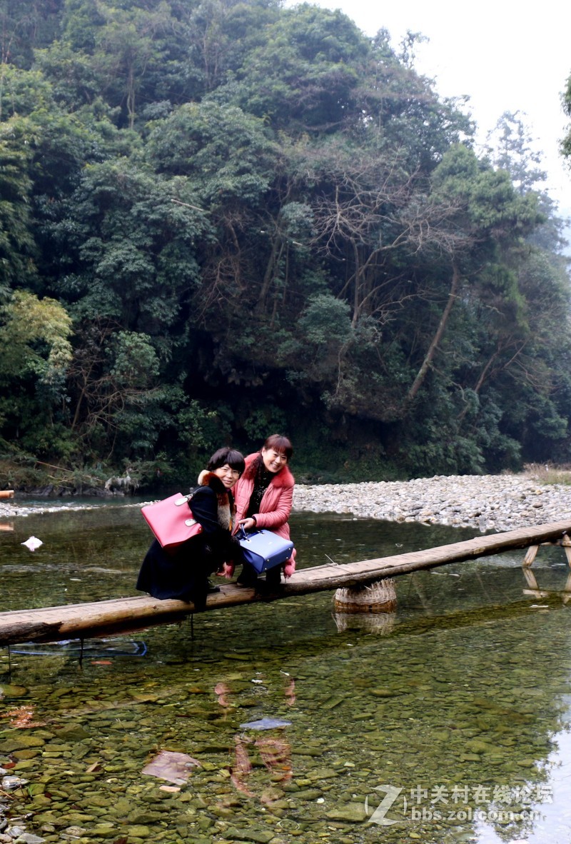 远离尘嚣，山清水秀