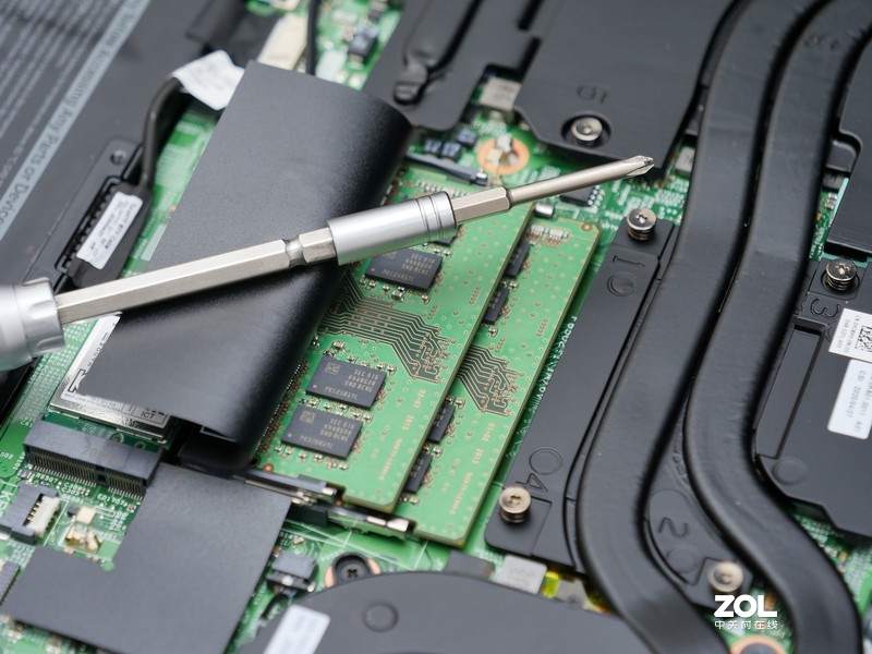 独家Smartshift技术加持，戴尔G5 SE 4800H+RX5600M 游戏本开箱测试