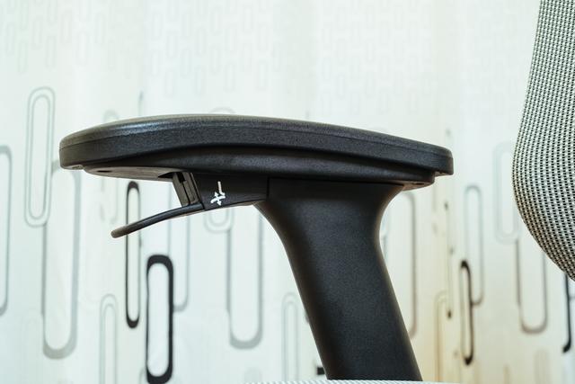 提防颈椎等疾病，人体工学椅值得选吗？Ergoup致炫人体工学椅评测