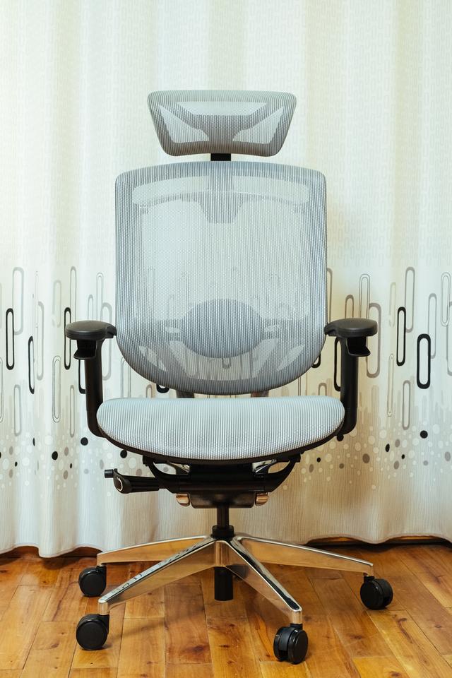 提防颈椎等疾病，人体工学椅值得选吗？Ergoup致炫人体工学椅评测
