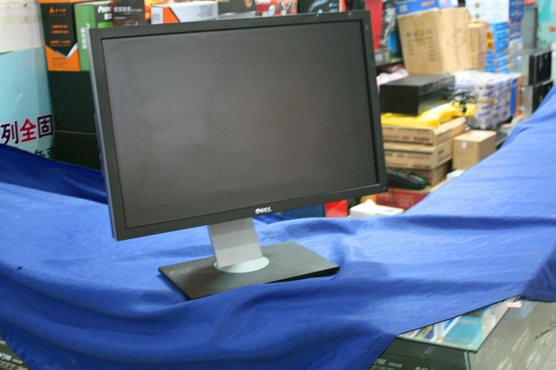 1200出戴尔u2410专业显示器 顶级h-ips面板 10亿色彩