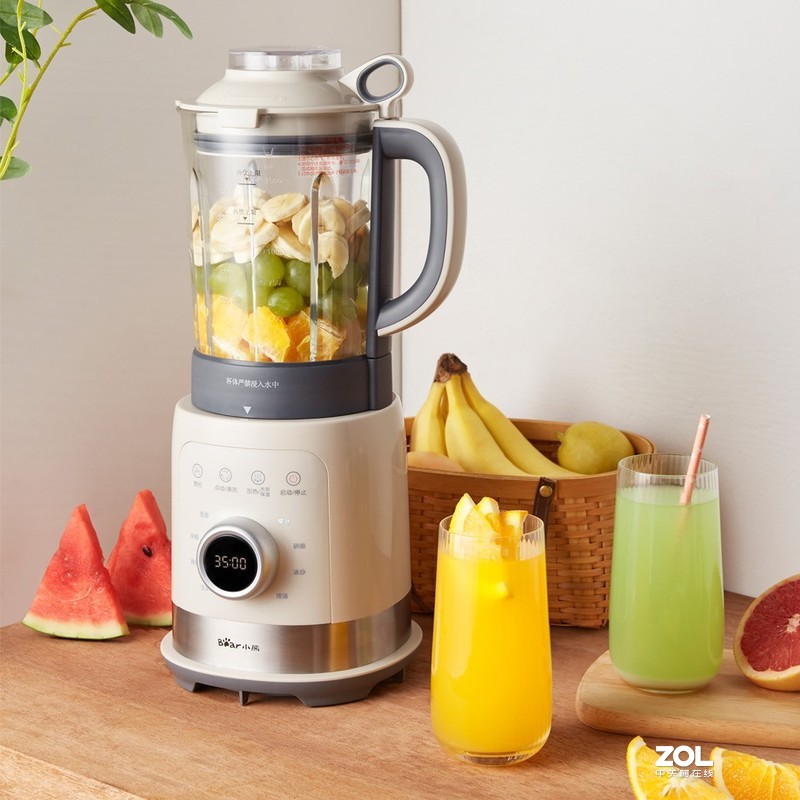 用破壁料理机自制水果奶昔，为夏天解解馋吧