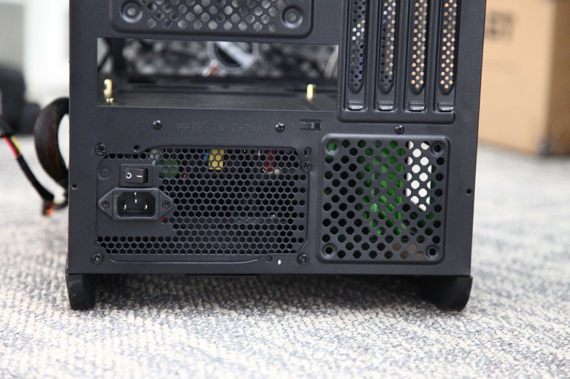 【一小时装机】记录神速装机时刻，先马套装+I5+GTX970装机分享。